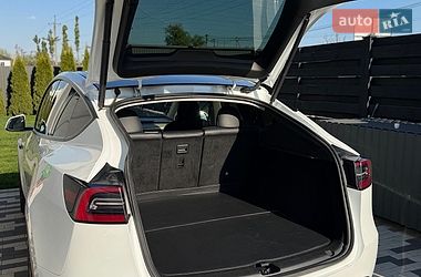 Позашляховик / Кросовер Tesla Model Y 2023 в Києві