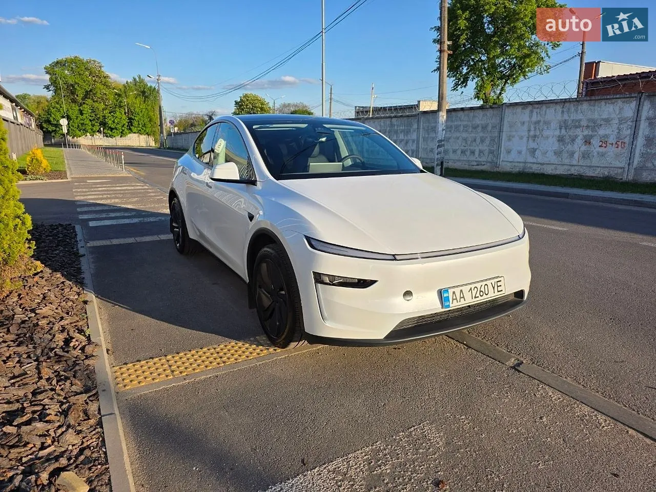 2024 Tesla Model Y - мініатюра 20