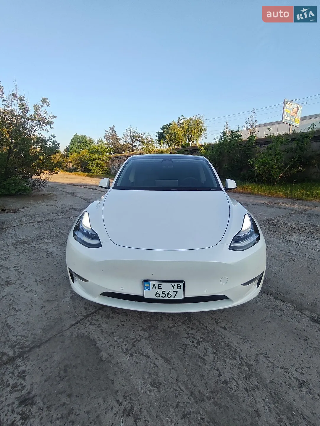 2020 Tesla Model Y - мініатюра 3