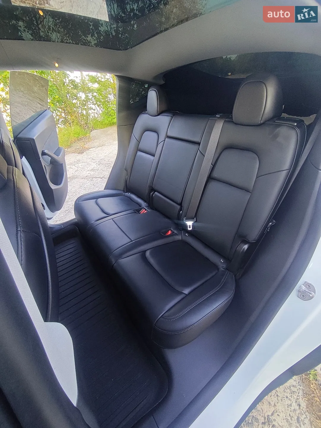 2020 Tesla Model Y - мініатюра 16