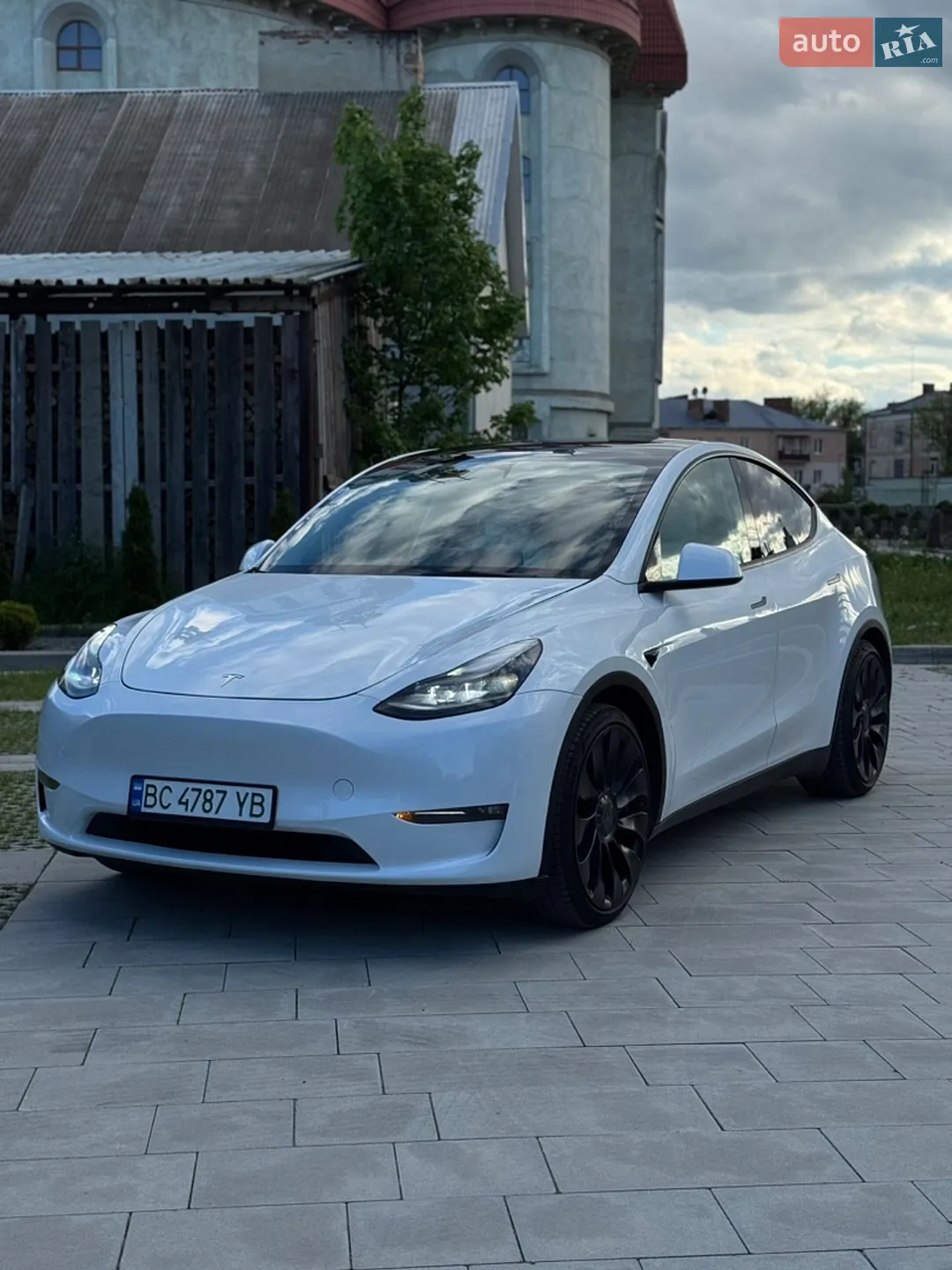 2022 Tesla Model Y - мініатюра 2