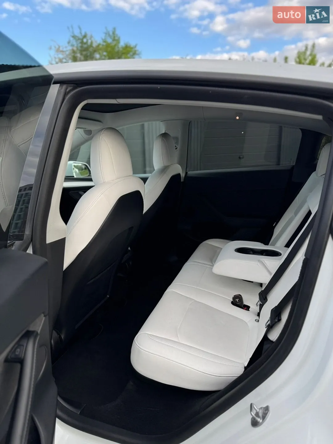 2022 Tesla Model Y - мініатюра 21