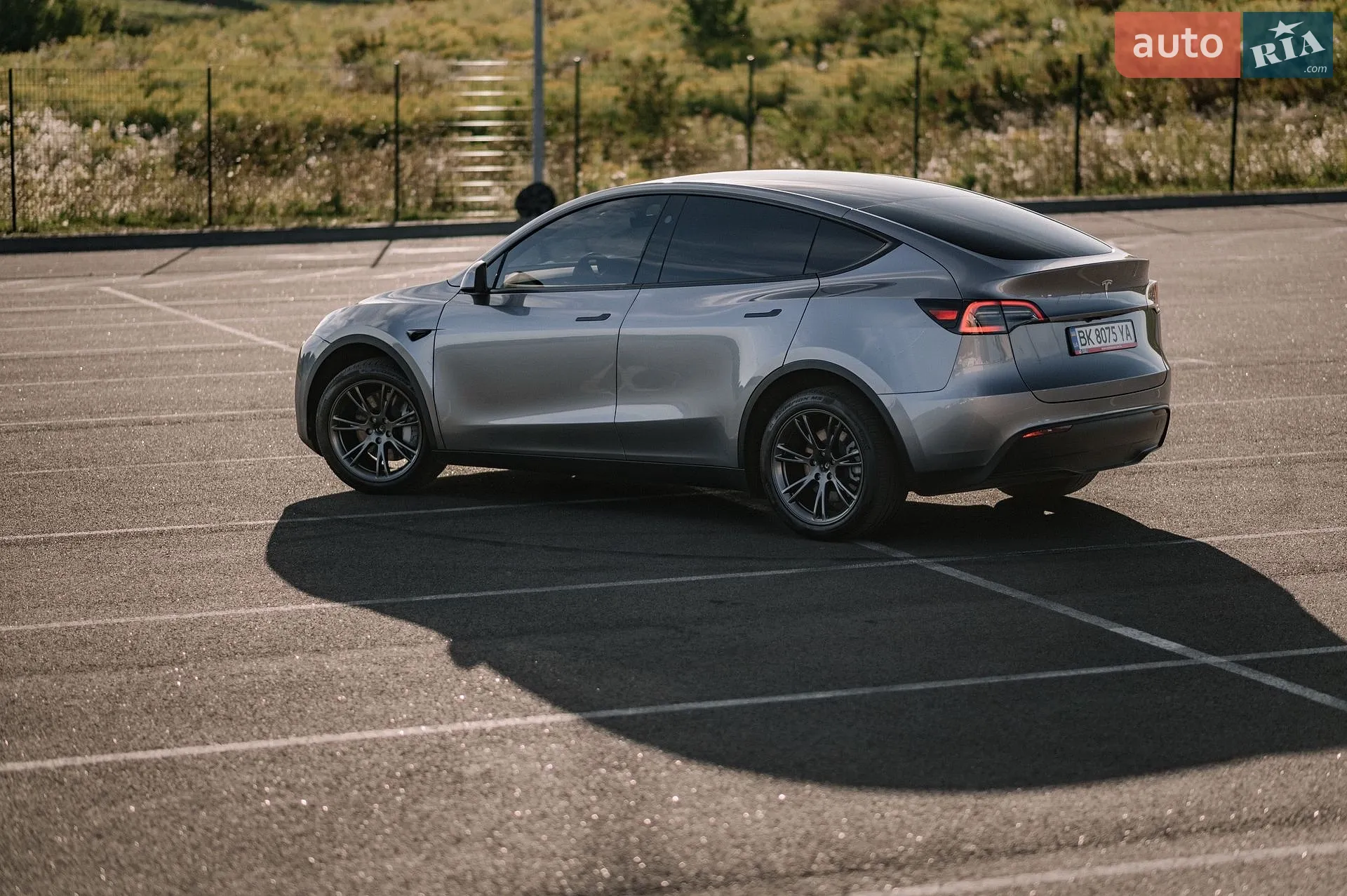 2024 Tesla Model Y - мініатюра 9