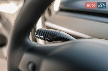 Позашляховик / Кросовер Tesla Model Y 2024 в Києві фото 49 Позашляховик / Кросовер Tesla Model Y 2024 в Києві