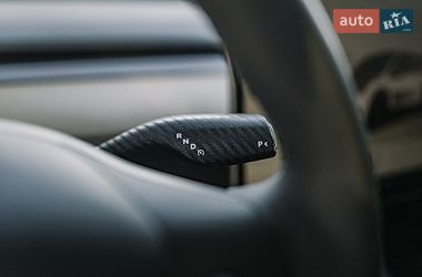 Позашляховик / Кросовер Tesla Model Y 2024 в Києві фото 50 Позашляховик / Кросовер Tesla Model Y 2024 в Києві