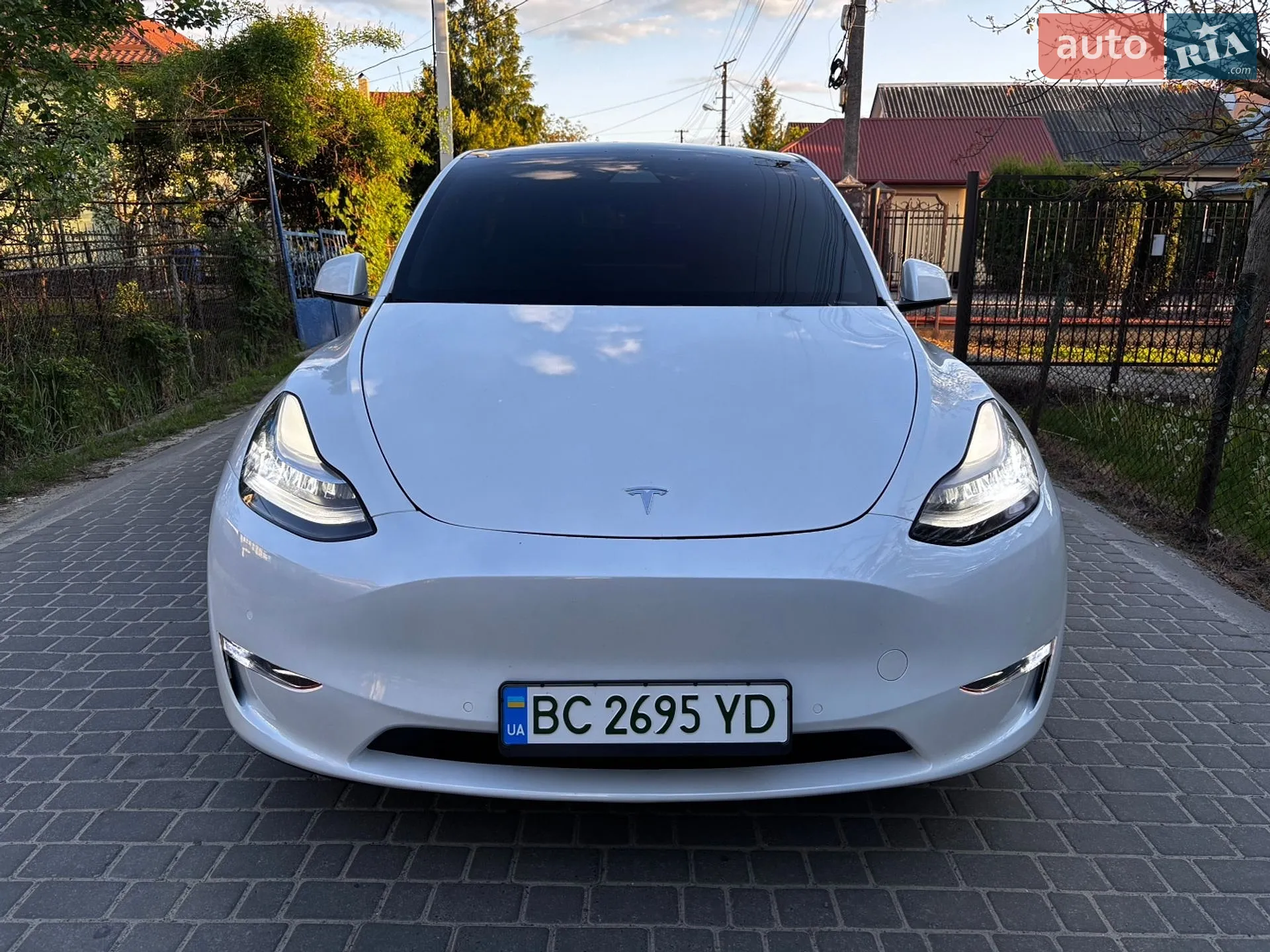 2020 Tesla Model Y - мініатюра 9