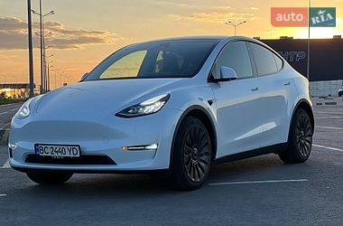 Позашляховик / Кросовер Tesla Model Y 2023 в Львові