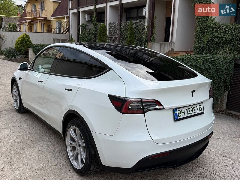 Внедорожник / Кроссовер Tesla Model Y 2021 в Одессе