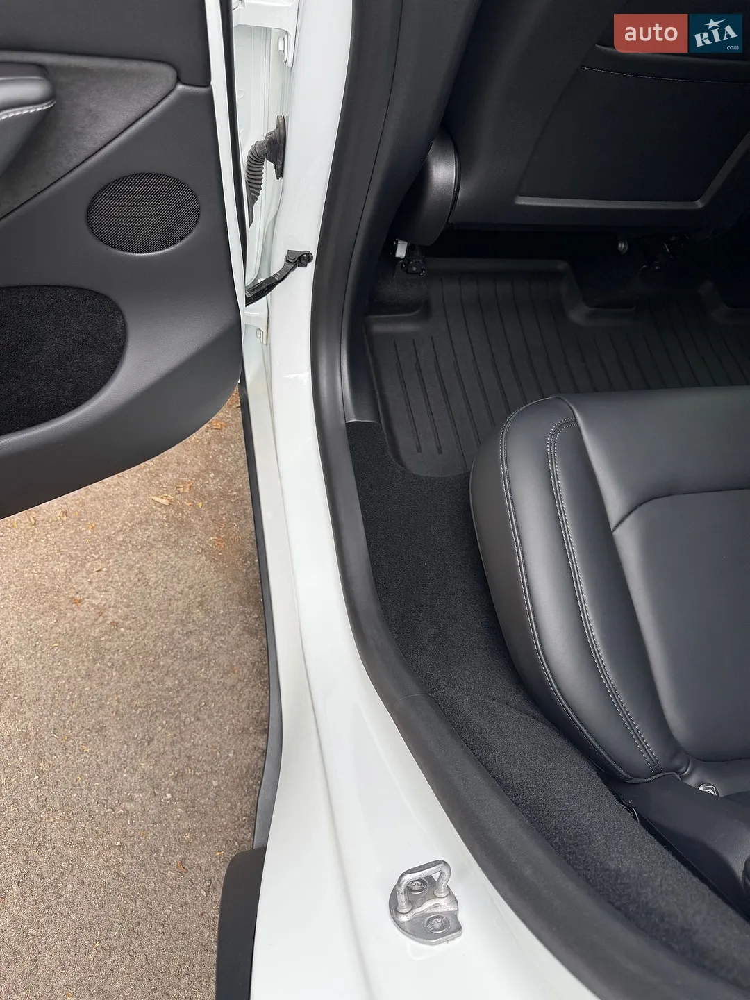 2022 Tesla Model Y - мініатюра 24