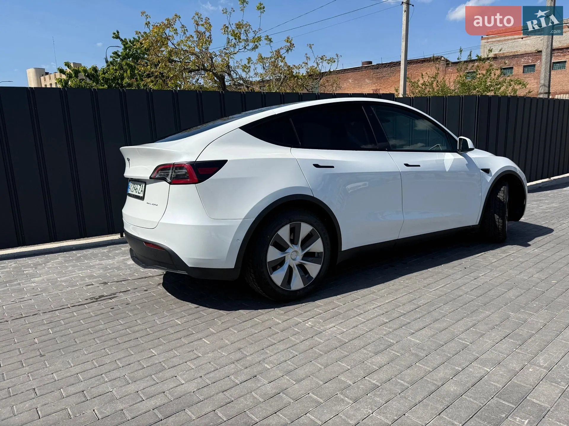 2021 Tesla Model Y - мініатюра 4