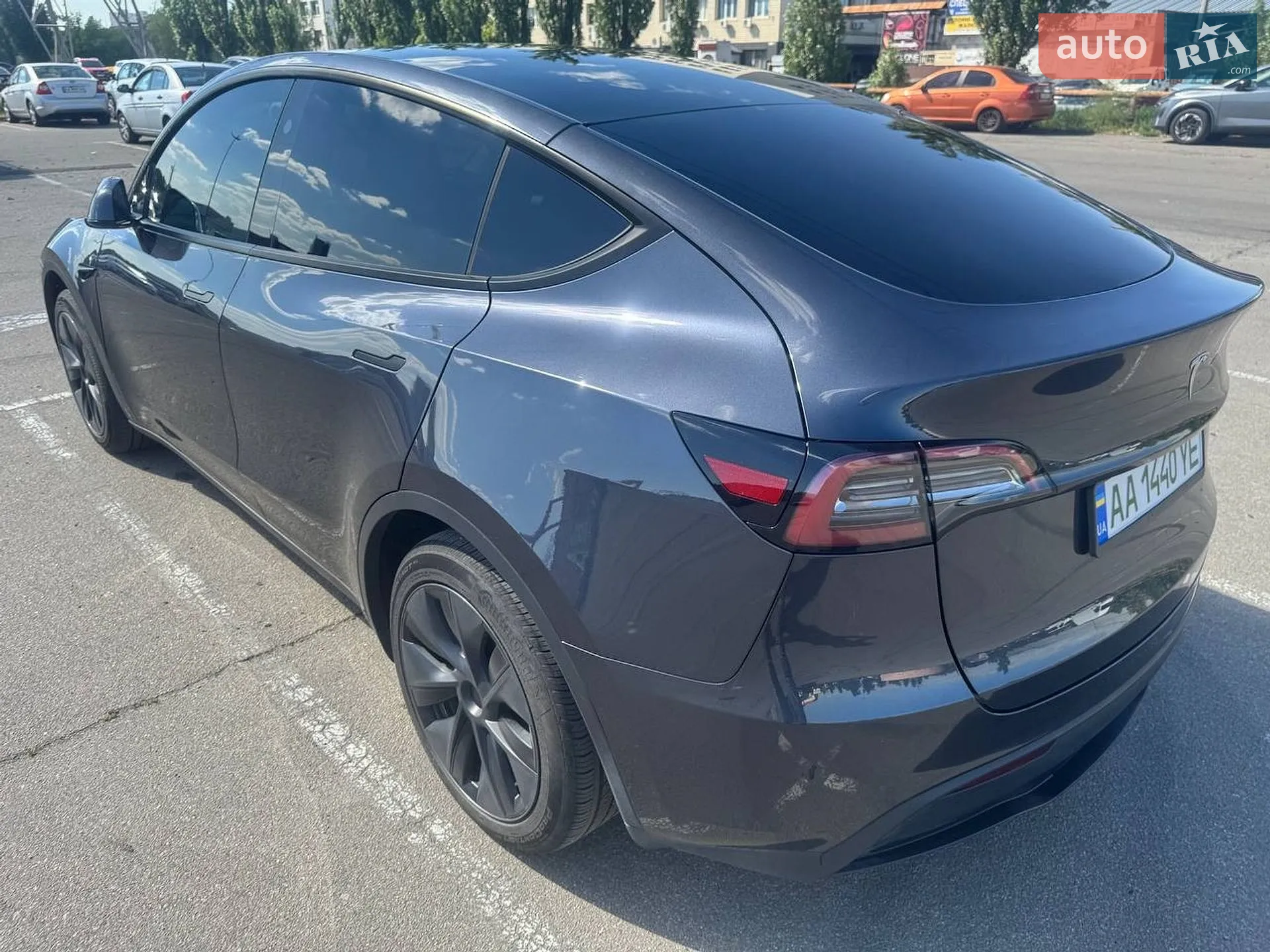 2025 Tesla Model Y - мініатюра 8