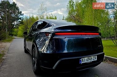 Внедорожник / Кроссовер Tesla Model Y 2025 в Киеве