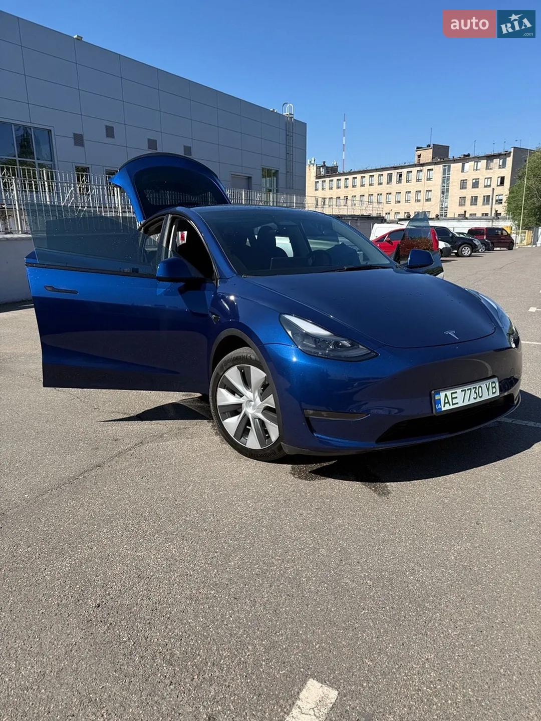 2023 Tesla Model Y - мініатюра 4