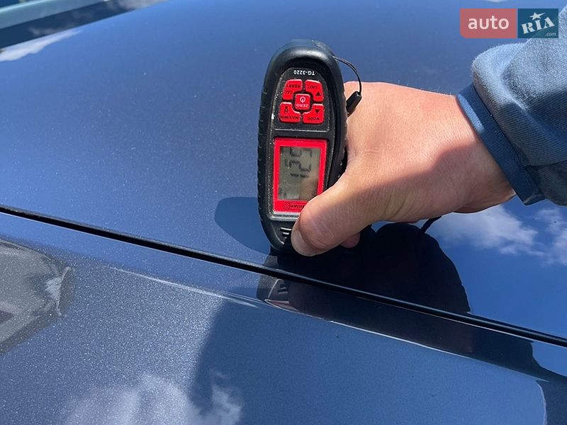 Внедорожник / Кроссовер Tesla Model Y 2022 в Ровно