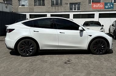 Позашляховик / Кросовер Tesla Model Y 2024 в Одесі