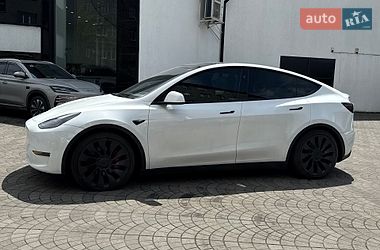 Позашляховик / Кросовер Tesla Model Y 2024 в Одесі