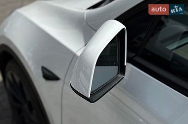 Позашляховик / Кросовер Tesla Model Y 2024 в Одесі