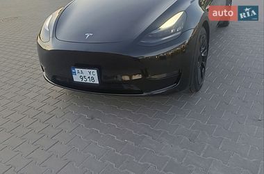 Позашляховик / Кросовер Tesla Model Y 2021 в Києві