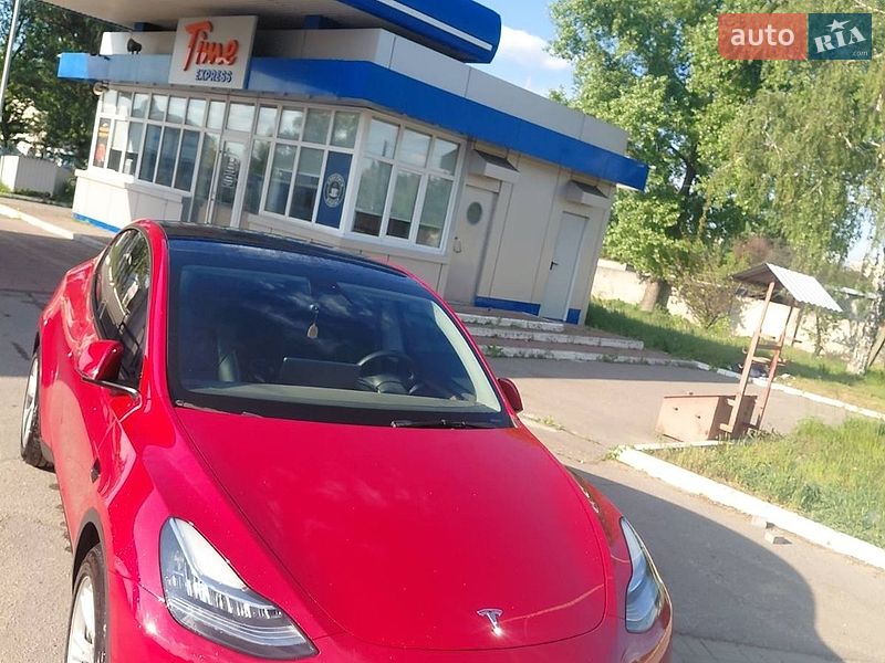 Tesla Model Y 2022