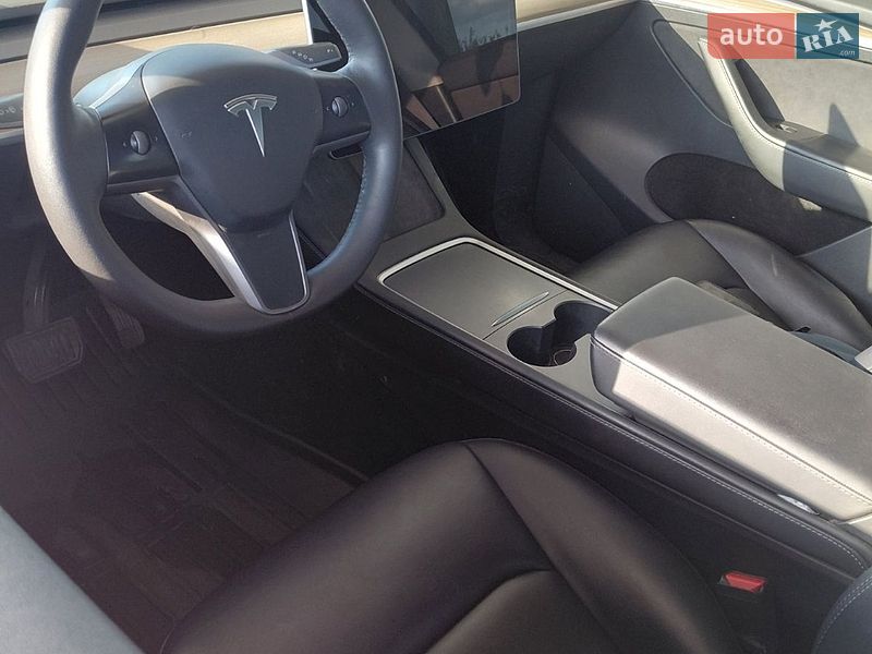 Позашляховик / Кросовер Tesla Model Y 2022 в Кременчуці
