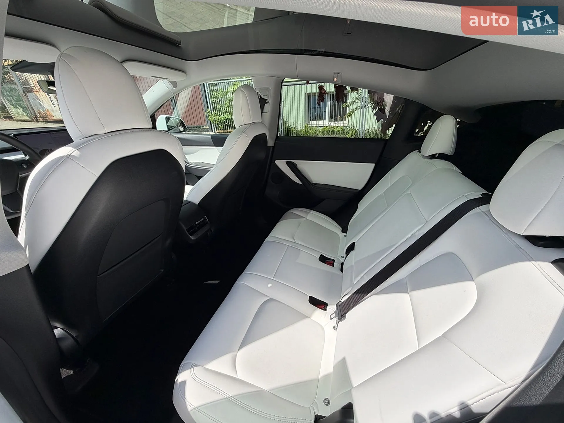 2021 Tesla Model Y - мініатюра 9