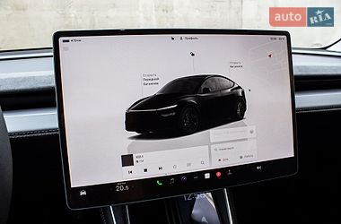 Внедорожник / Кроссовер Tesla Model Y 2025 в Львове