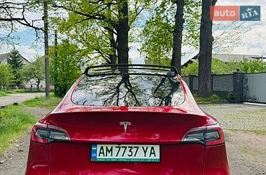 Позашляховик / Кросовер Tesla Model Y 2021 в Житомирі