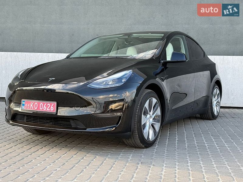 Позашляховик / Кросовер Tesla Model Y 2023 в Тернополі