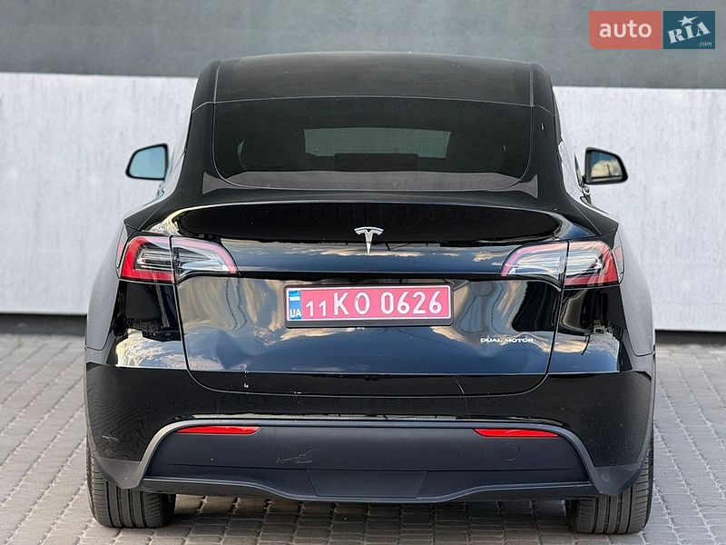 Позашляховик / Кросовер Tesla Model Y 2023 в Тернополі