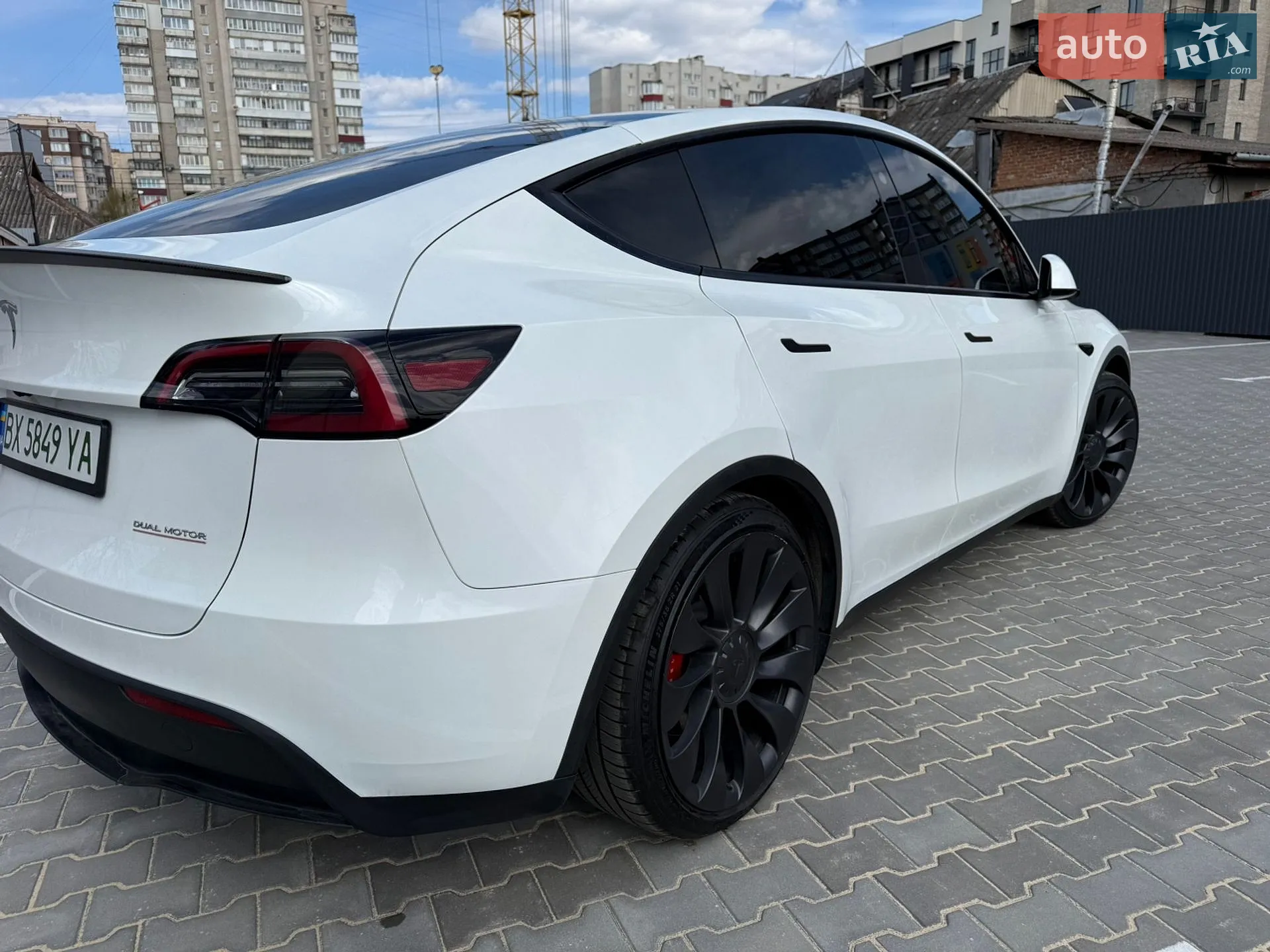 2024 Tesla Model Y - мініатюра 6