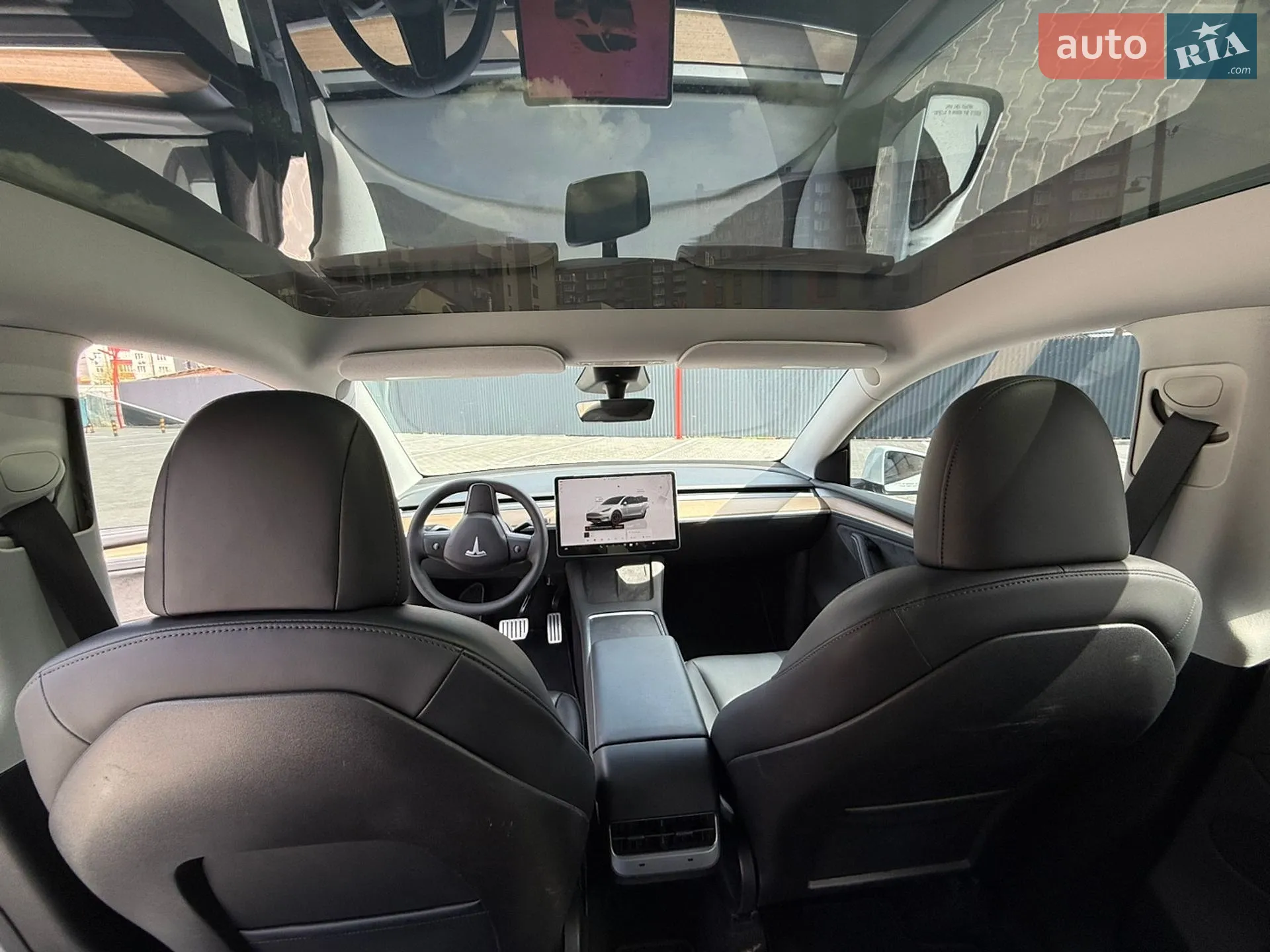 2024 Tesla Model Y - мініатюра 21