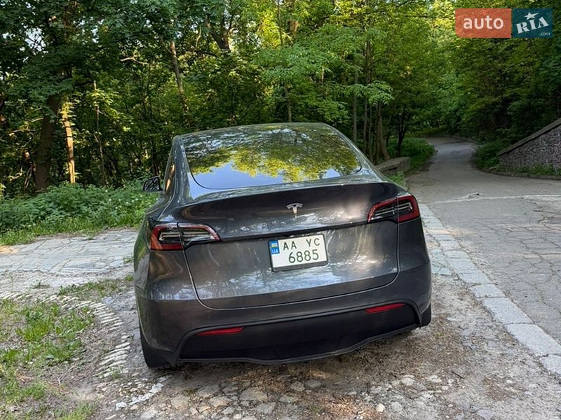 Внедорожник / Кроссовер Tesla Model Y 2022 в Киеве фото 4 Внедорожник / Кроссовер Tesla Model Y 2022 в Киеве