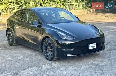 Позашляховик / Кросовер Tesla Model Y 2024 в Києві