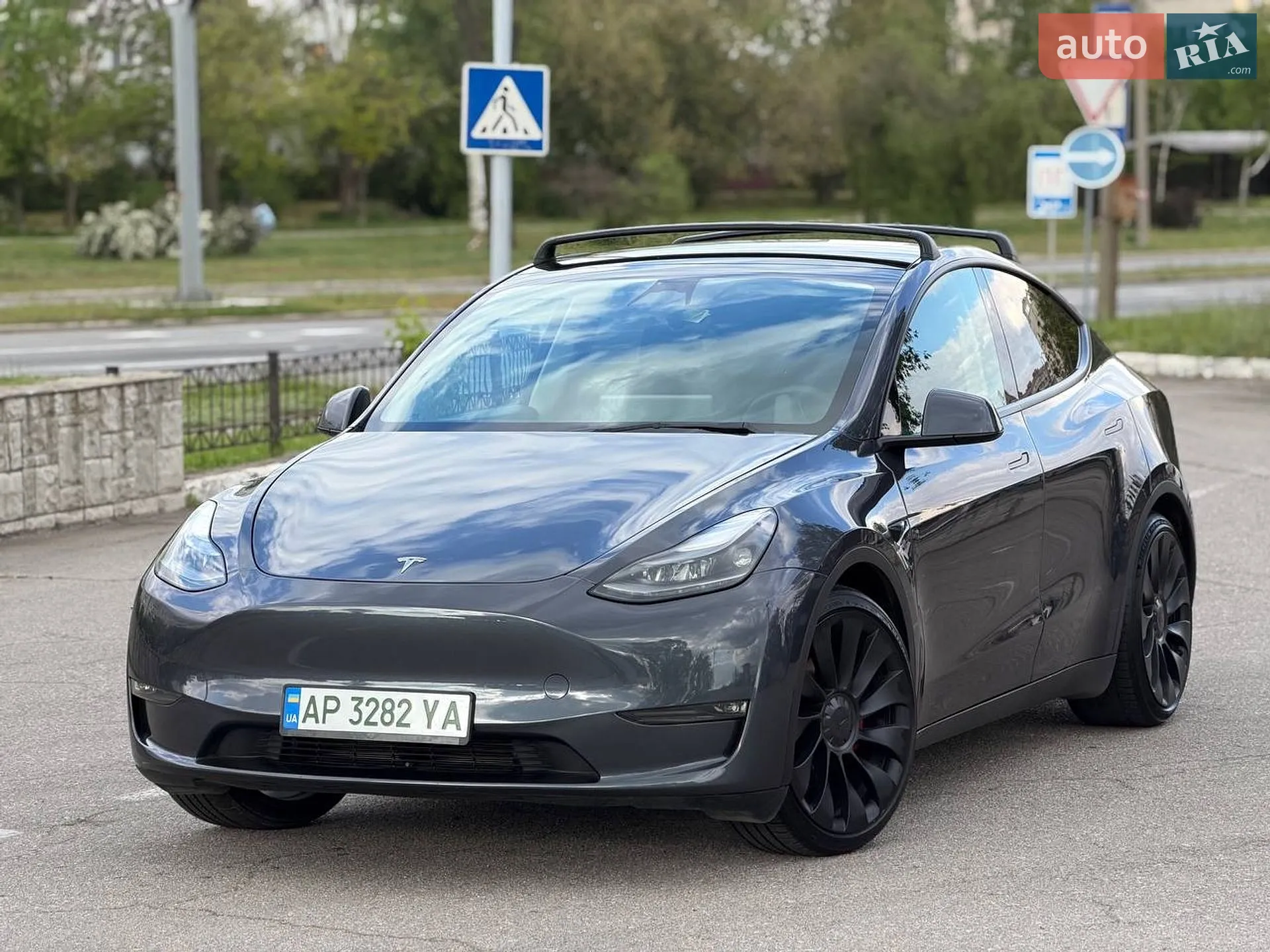 2023 Tesla Model Y - мініатюра 2