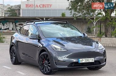 Внедорожник / Кроссовер Tesla Model Y 2023 в Запорожье