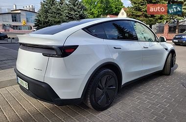 Внедорожник / Кроссовер Tesla Model Y 2025 в Ровно