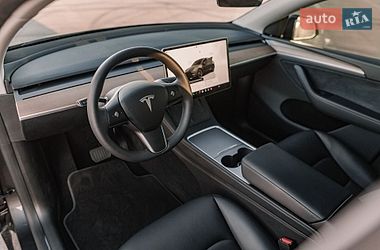 Внедорожник / Кроссовер Tesla Model Y 2024 в Ровно