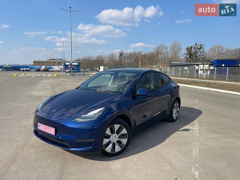 Позашляховик / Кросовер Tesla Model Y 2023 в Києві фото 7 Позашляховик / Кросовер Tesla Model Y 2023 в Києві