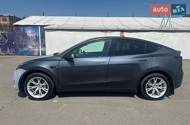 Внедорожник / Кроссовер Tesla Model Y 2023 в Киеве