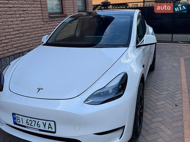 Внедорожник / Кроссовер Tesla Model Y 2022 в Полтаве