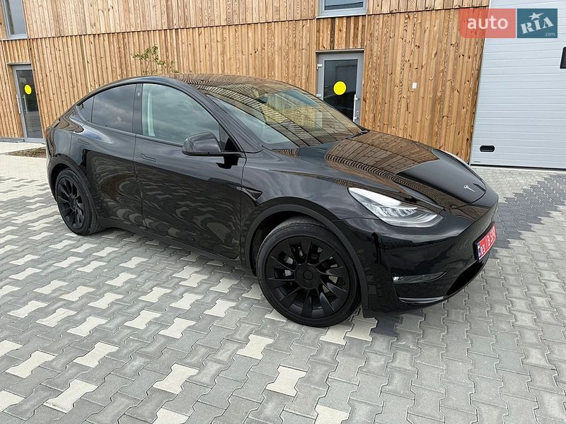Внедорожник / Кроссовер Tesla Model Y 2021 в Львове