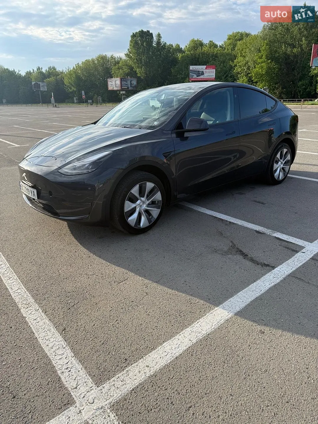 2024 Tesla Model Y - мініатюра 17