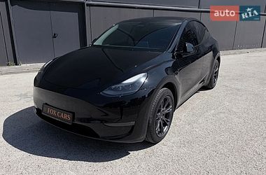Позашляховик / Кросовер Tesla Model Y 2025 в Києві