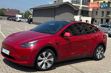 Позашляховик / Кросовер Tesla Model Y 2022 в Івано-Франківську