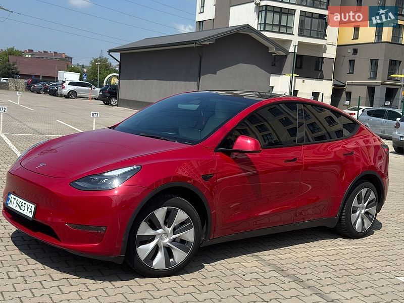 Позашляховик / Кросовер Tesla Model Y 2022 в Івано-Франківську