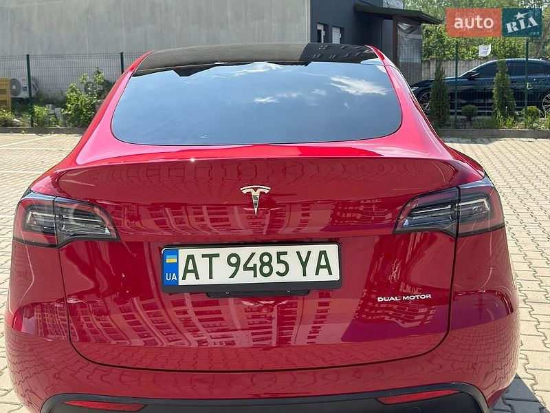 Позашляховик / Кросовер Tesla Model Y 2022 в Івано-Франківську