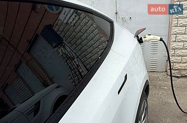 Позашляховик / Кросовер Tesla Model Y 2021 в Києві