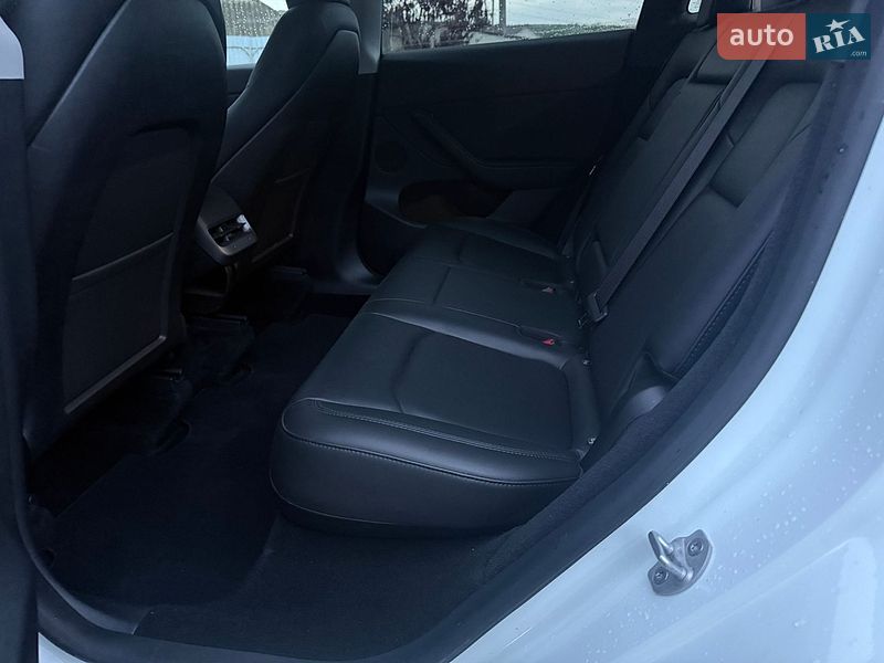 Внедорожник / Кроссовер Tesla Model Y 2023 в Виннице