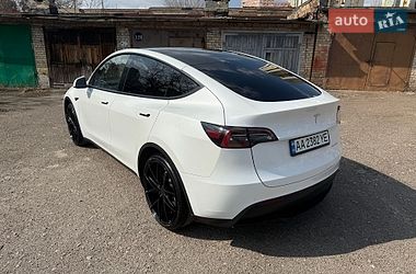 Позашляховик / Кросовер Tesla Model Y 2021 в Києві