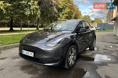 Внедорожник / Кроссовер Tesla Model Y 2024 в Тернополе